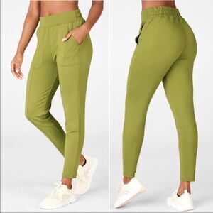 FABLETICS | Gemma Jogger Sweatpants in Green Basil Women’s Size Medium